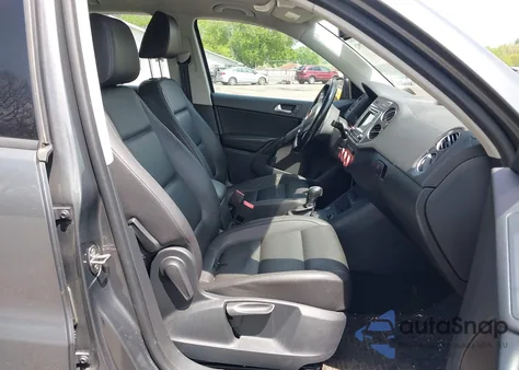 2016 Volkswagen Tiguan S from USA, damaged, VIN WVGAV7AX9GW573007